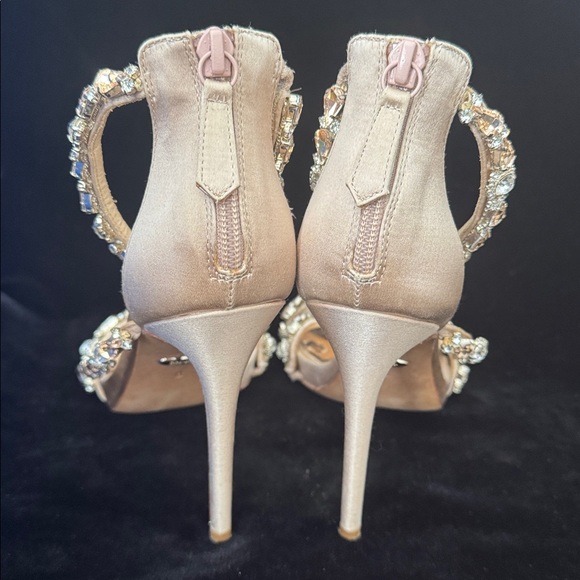 BADGLEY MISCHKA Satin Heels - Picture 4 of 9
